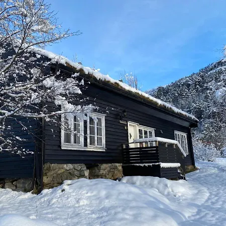 Preikestolen & Basecamp Hotel
