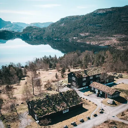 Preikestolen & Basecamp Hotel Jorpeland