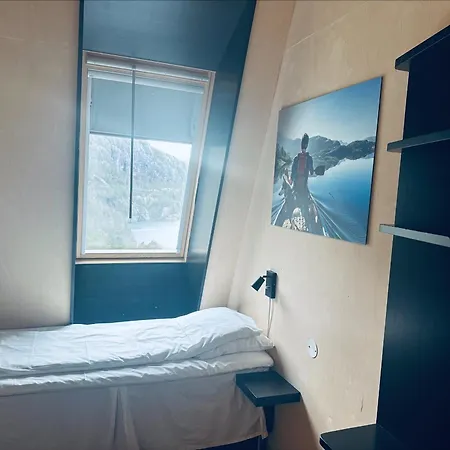 Hotel Preikestolen & Basecamp Jørpeland