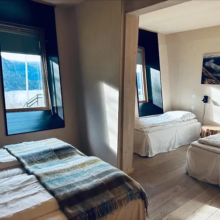 Hotel Preikestolen & Basecamp