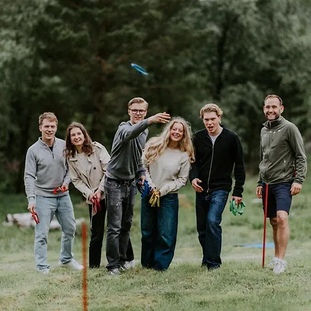 Preikestolen & Basecamp فندق