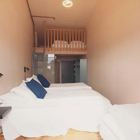 Preikestolen & Basecamp *