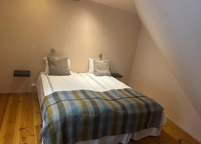 Отель Preikestolen & Basecamp *