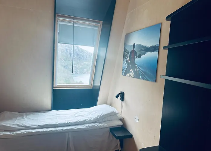 Otel Preikestolen & Basecamp Jørpeland