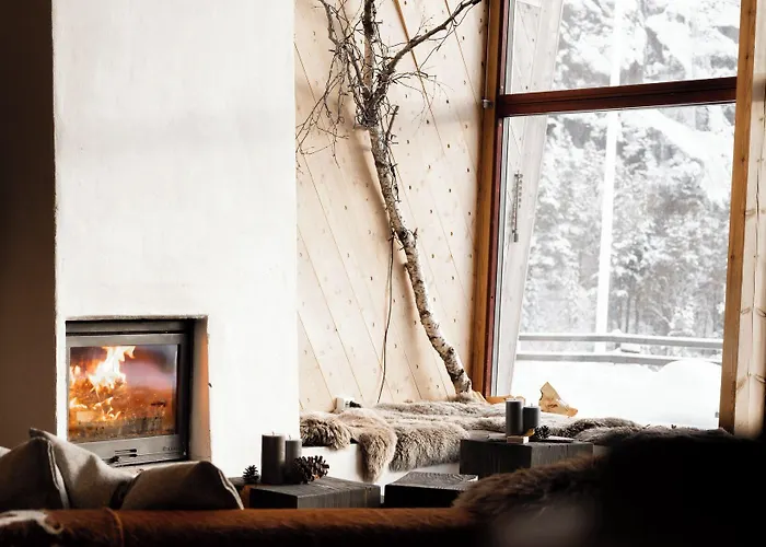 Preikestolen & Basecamp