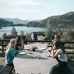 Preikestolen & Basecamp Jorpeland