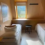 Preikestolen & Basecamp Hotel *