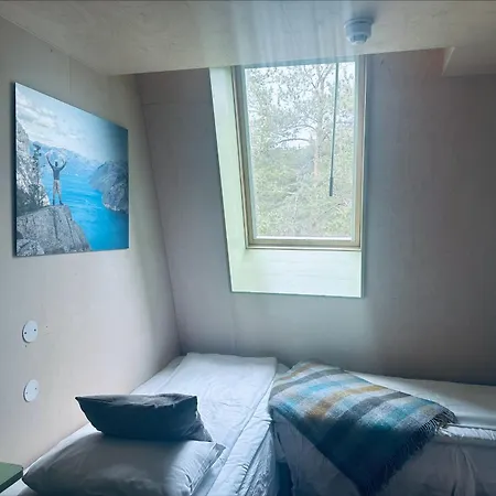 Preikestolen & Basecamp * Jørpeland