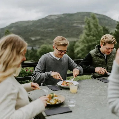 Preikestolen & Basecamp